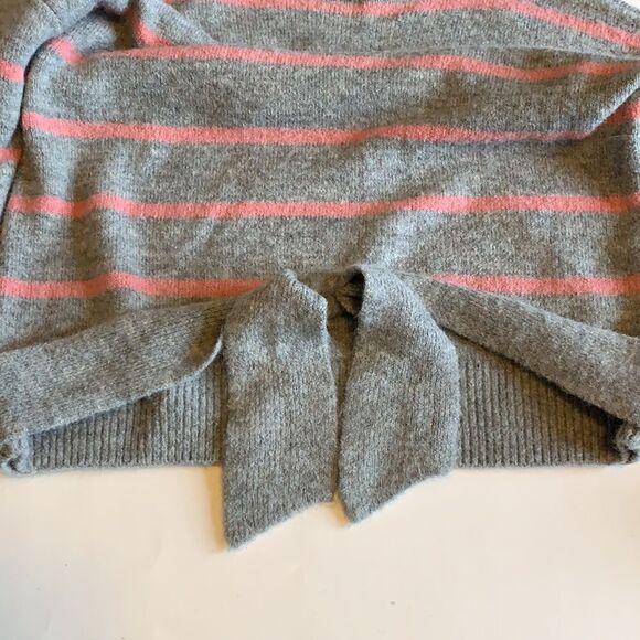 WAYF Women’s Striped Front Tie Crew Neck Sweater Gray/Pink Size Medium - Picture 8 of 10